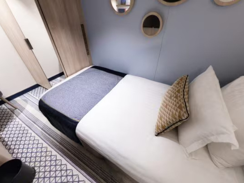 Single Inside Cabin